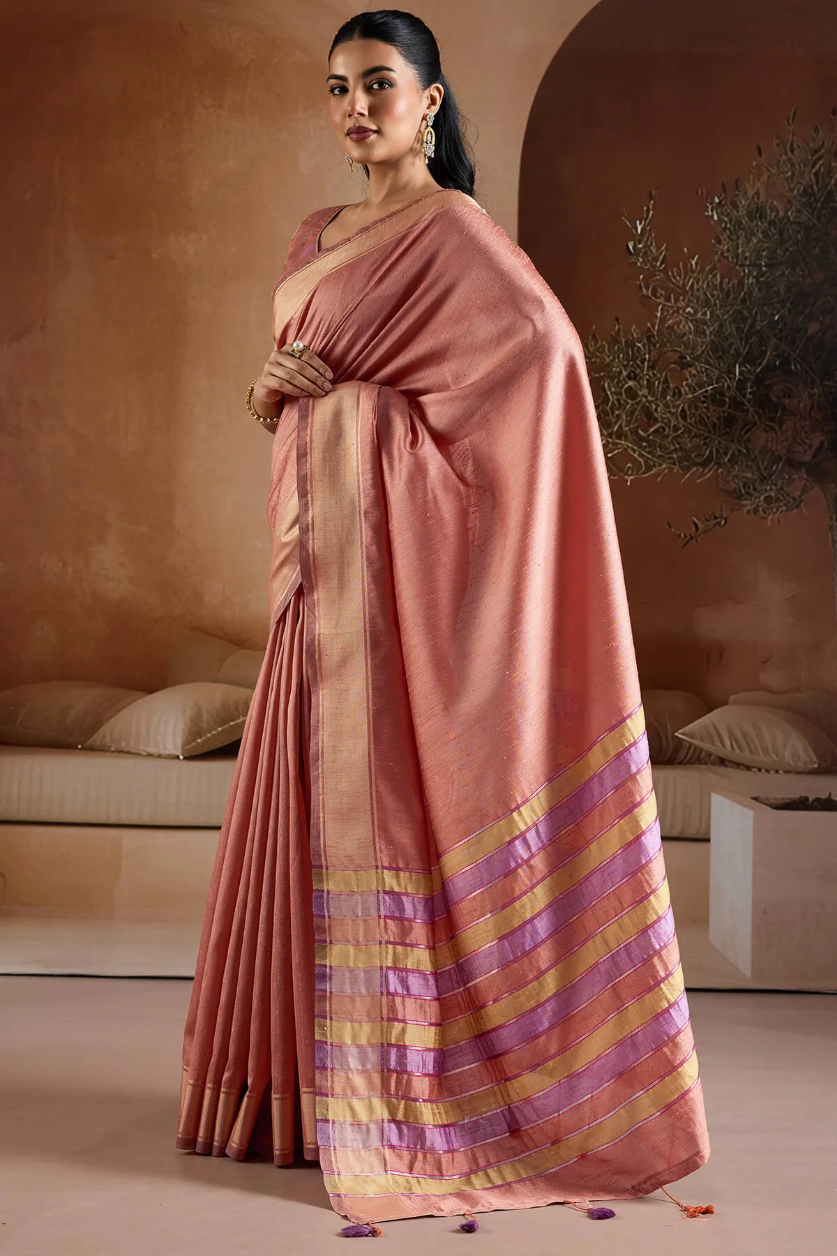 Splendorous Peach Soft Banarasi Bhagalpuri Silk Saree With Evanescent Blouse Piece - Image 2