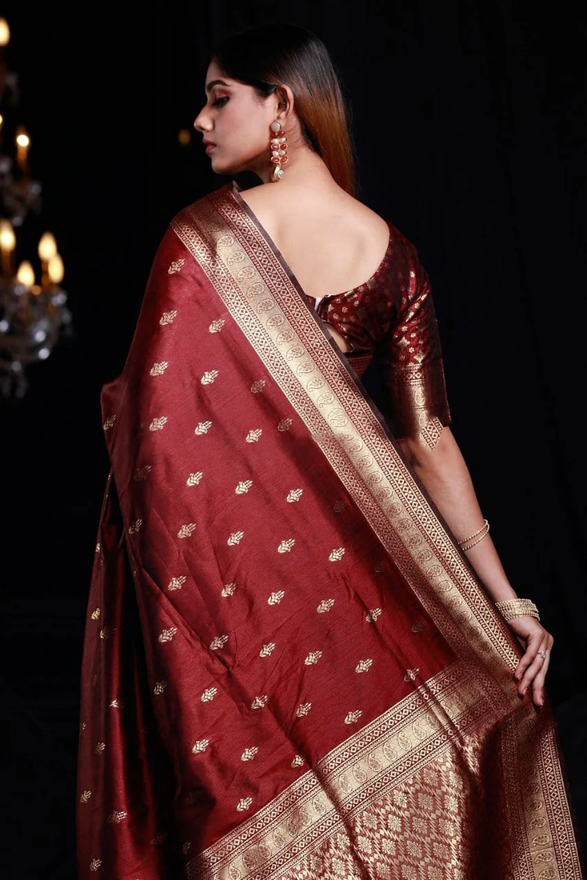 Staggering Maroon Banarasi Silk Saree With Smashing Blouse Piece - Image 6
