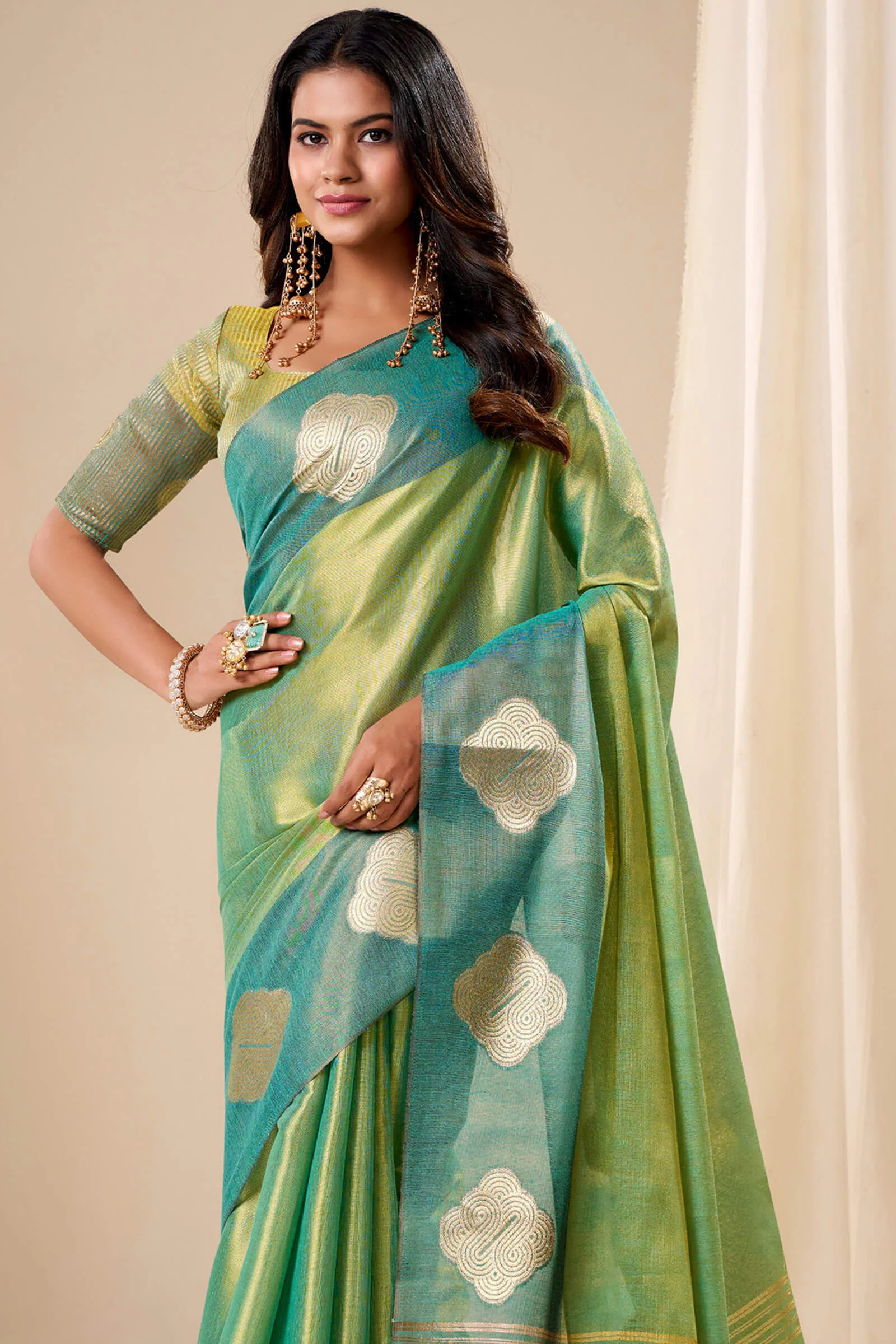 Staring Sea Green Pure Zari Weaving Banarasi Tissue Silk Saree With Tremendous Blouse Piece - Image 3