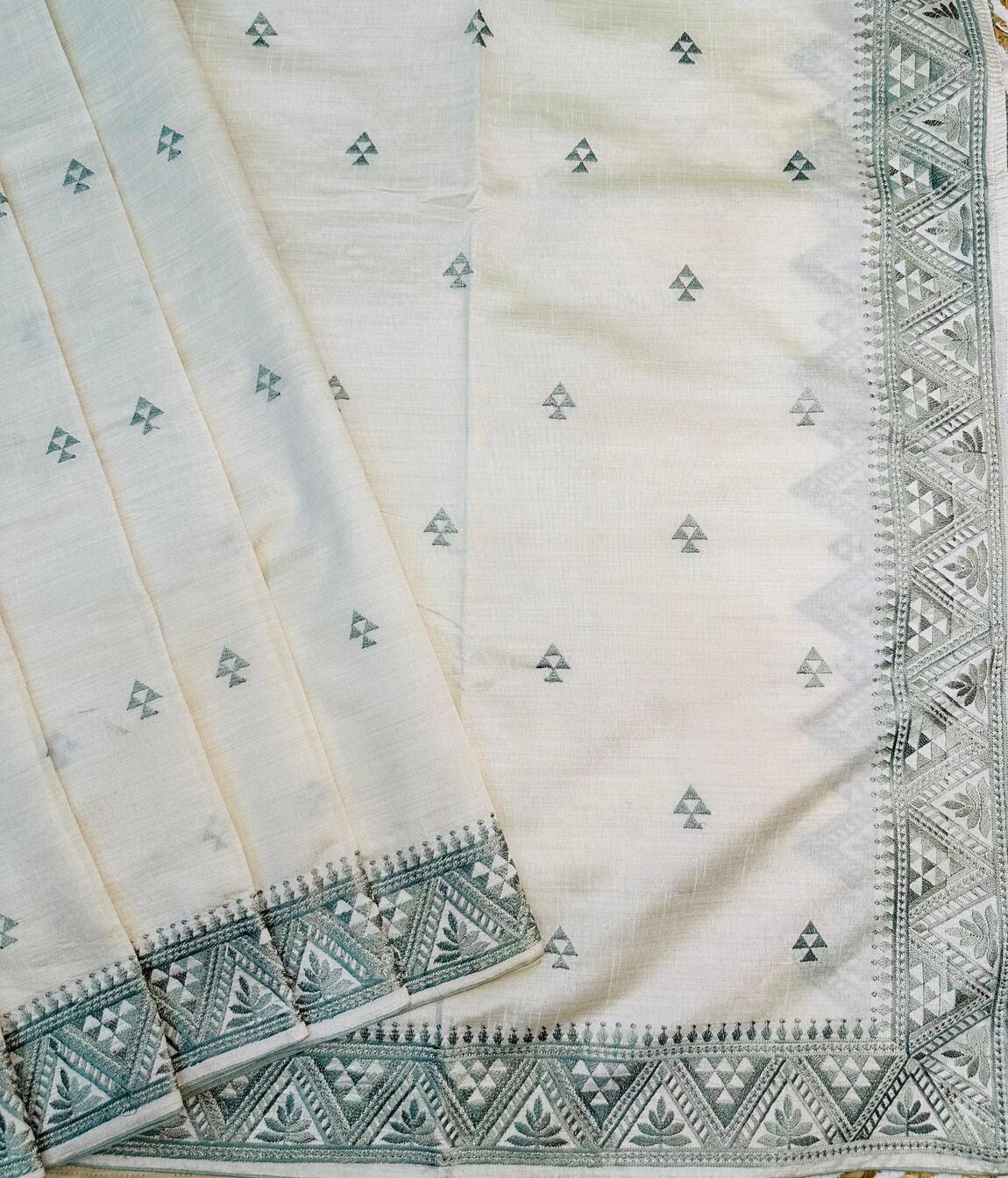 Stunner Off White Embroidery Work Tussar Silk Saree With Elision Blouse Piece - Image 2