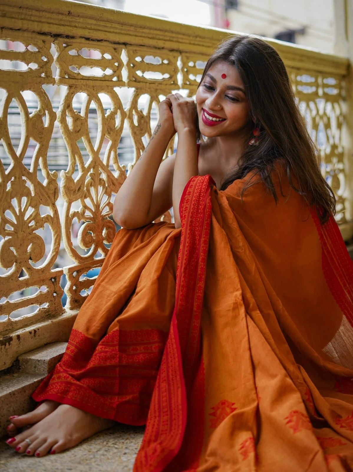 Stunning Yellow Cotton Silk Saree With Glowing Blouse Piece - Image 7