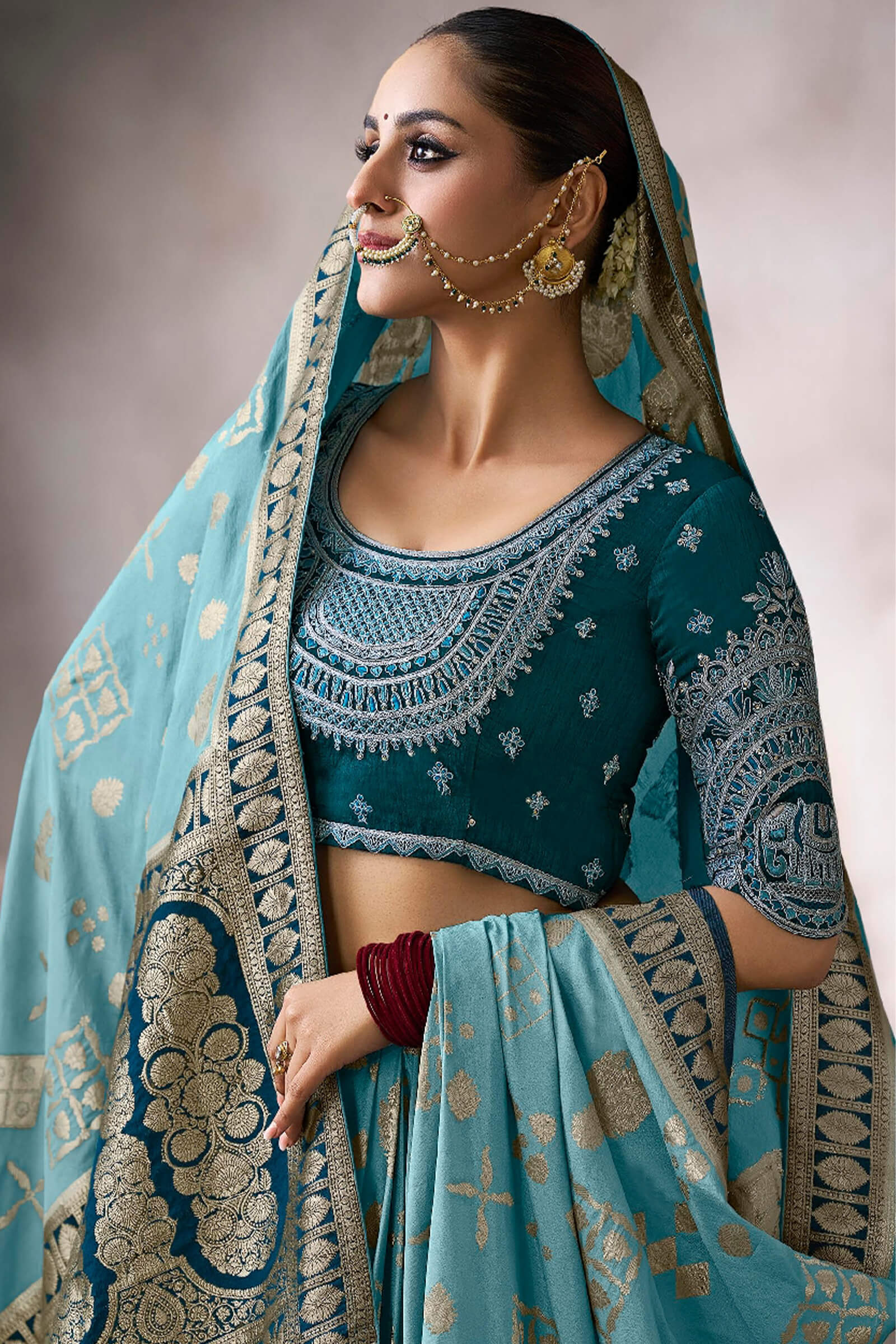 Stylish Firozi Banarasi Satin Silk Saree With Exuberant Blouse - Image 2