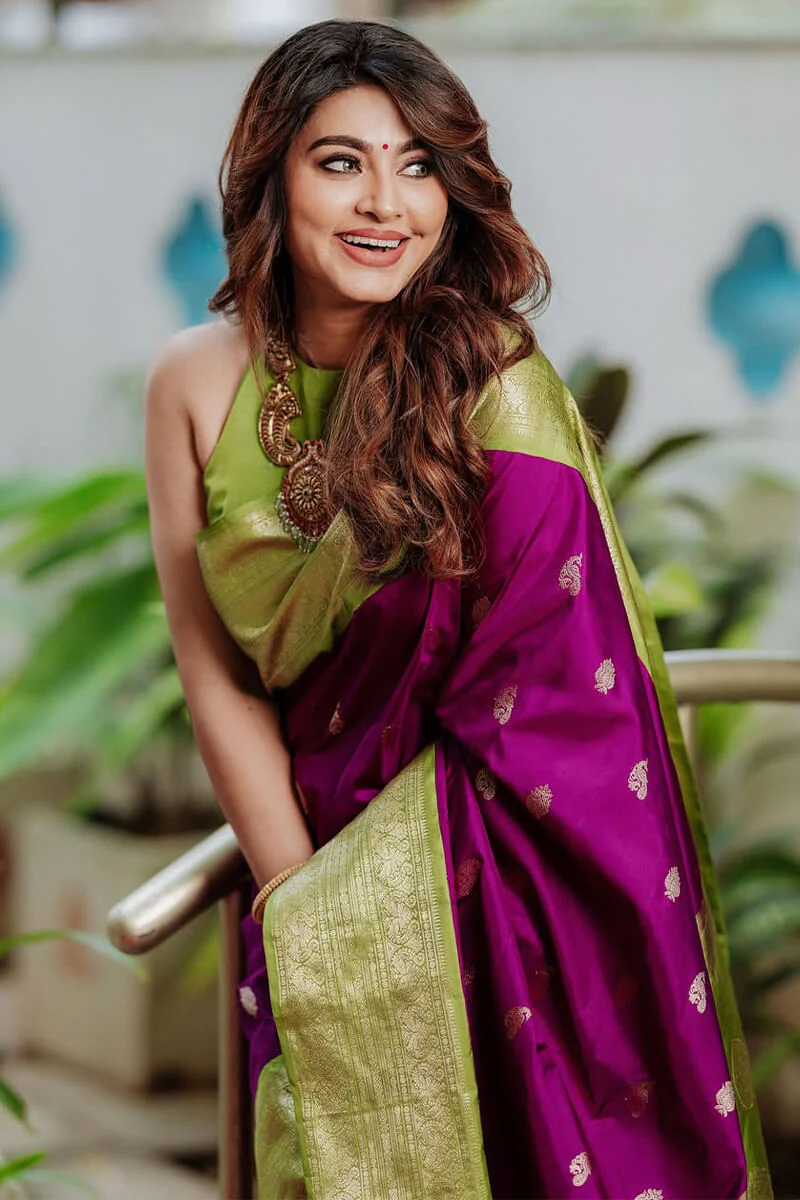 Stylish Purple Soft Silk Saree With Elision Blouse Piece - Image 5