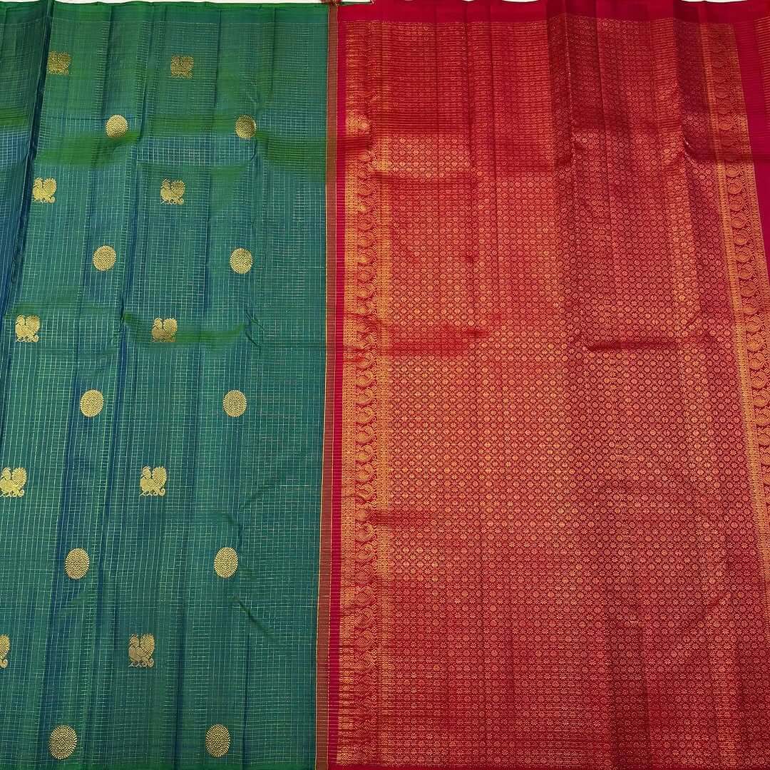 Sumptuous Rama Soft Silk Saree With Surpassing Blouse Piece - Image 2