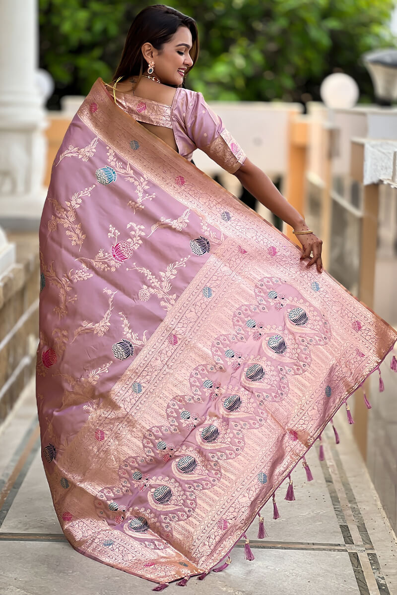 Supernal Lavender Soft Banarasi Silk Saree With Effulgent Blouse Piece - Image 6