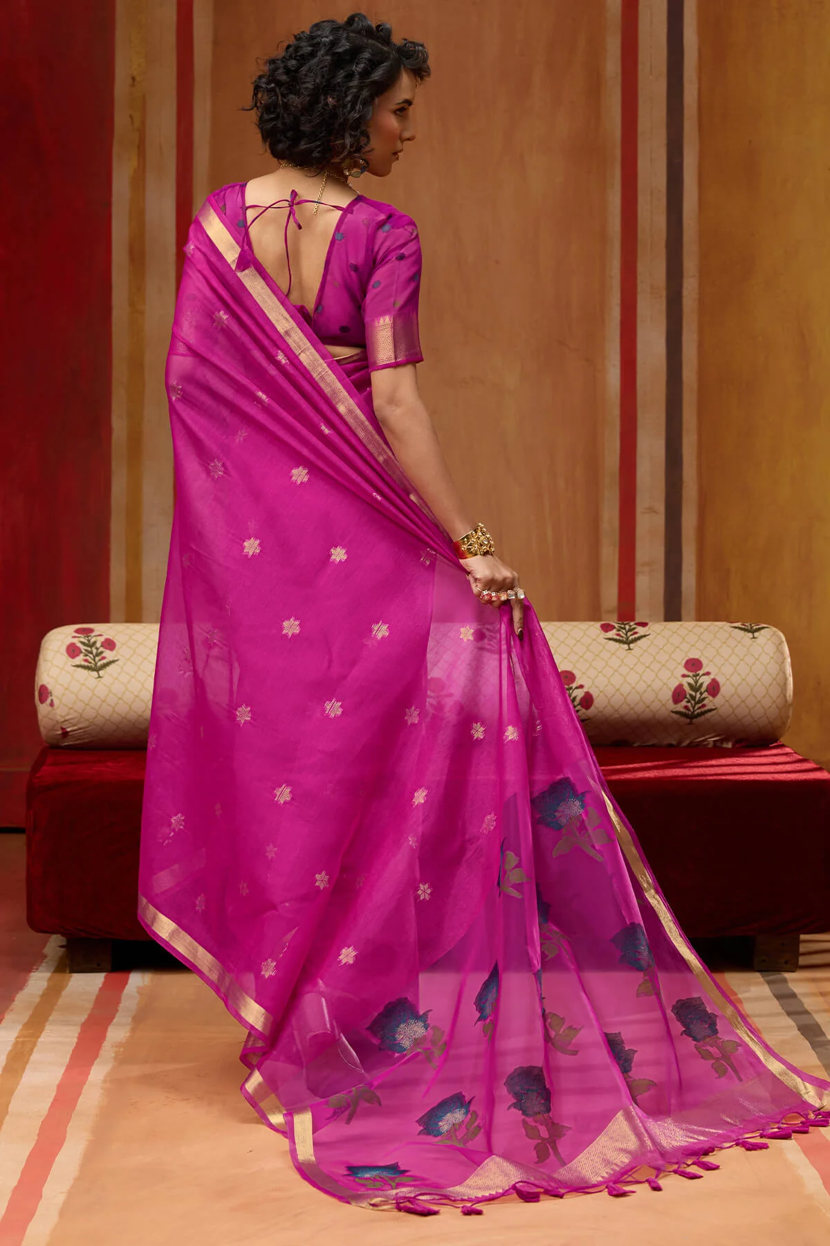 Supernal Magenta Pure Munga Cotton Saree With Conflate Blouse Piece - Image 6