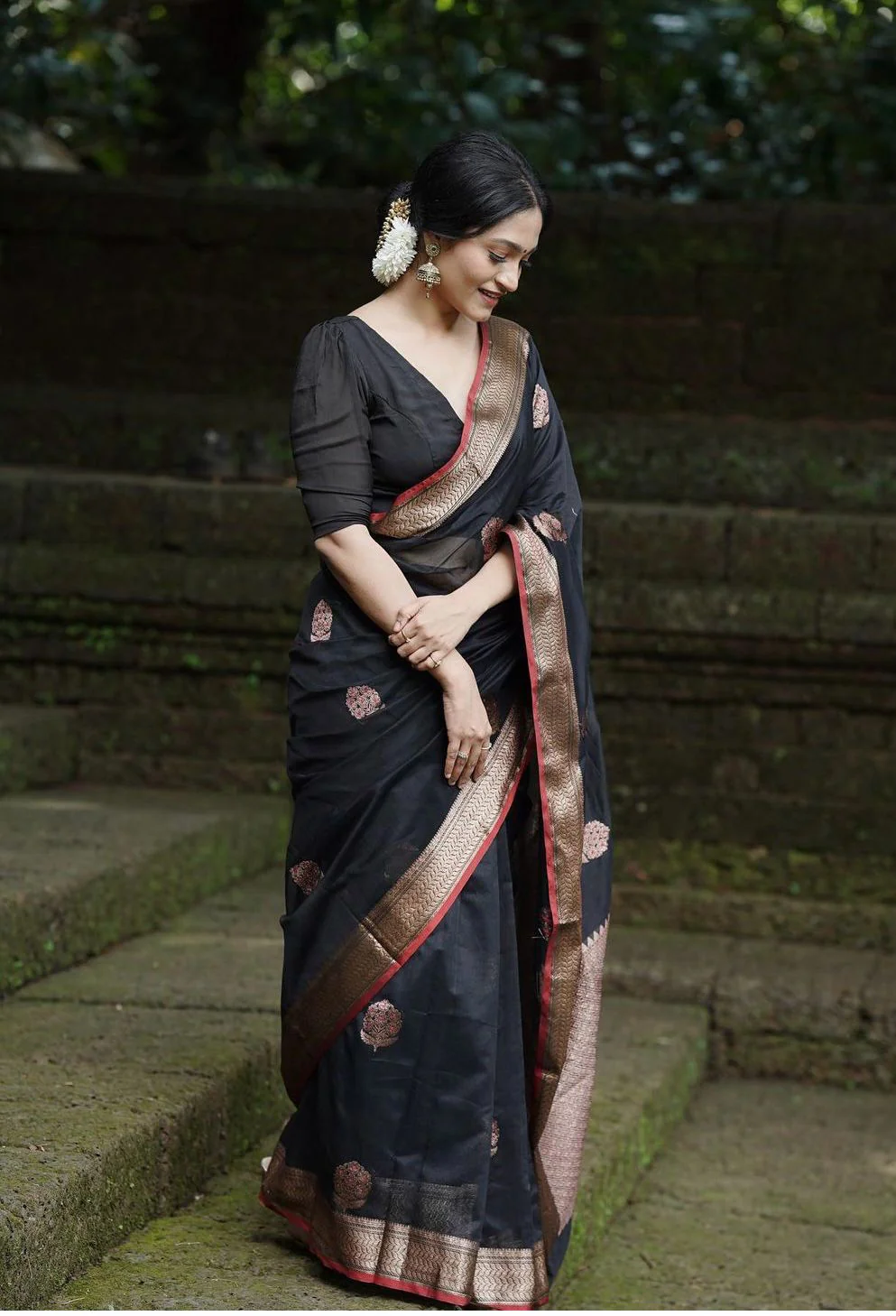 Surpassing Black Soft Silk Saree With Embellished Blouse Piece - Image 5