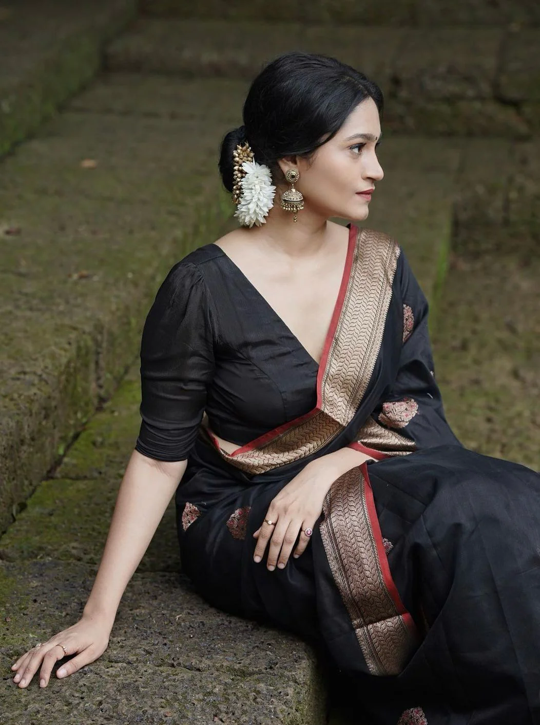 Surpassing Black Soft Silk Saree With Embellished Blouse Piece - Image 7