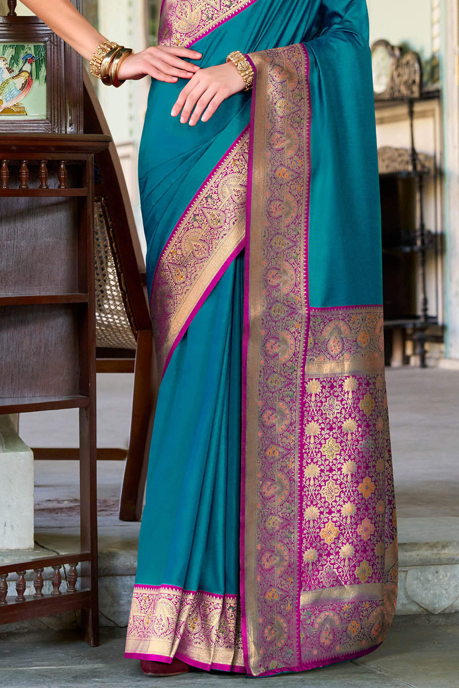 Surpassing Blue Soft Banarasi Silk Saree With Admirable Blouse Piece - Image 3