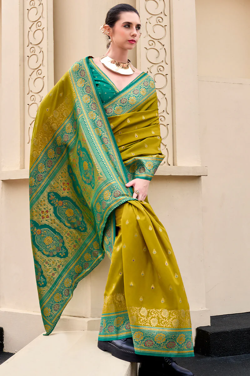 Surpassing Mehndi Soft Banarasi Silk Saree With Tantalizing Blouse Piece