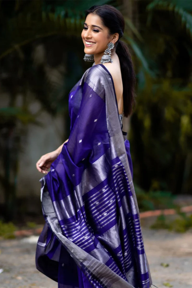 Surpassing Royal Blue Soft Silk Saree With Fancifull Blouse Piece - Image 3
