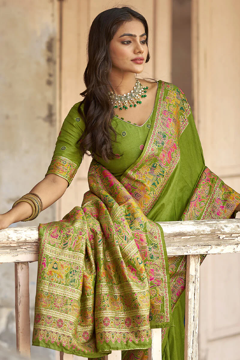 Surreptitious Green Pashmina Saree With Inspiring Blouse Piece - Image 4