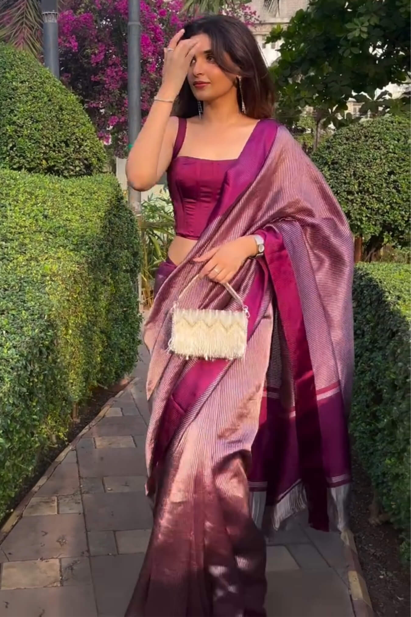 Surreptitious Purple Soft Silk Saree With Eloquence Blouse Piece - Image 5