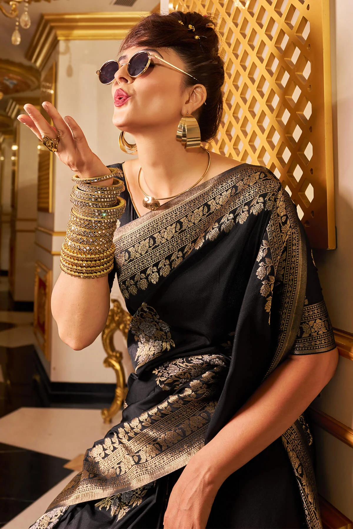 Susurrous Black Pure Zari Weaving Banarasi Silk Saree With Lassitude Blouse Piece - Image 2