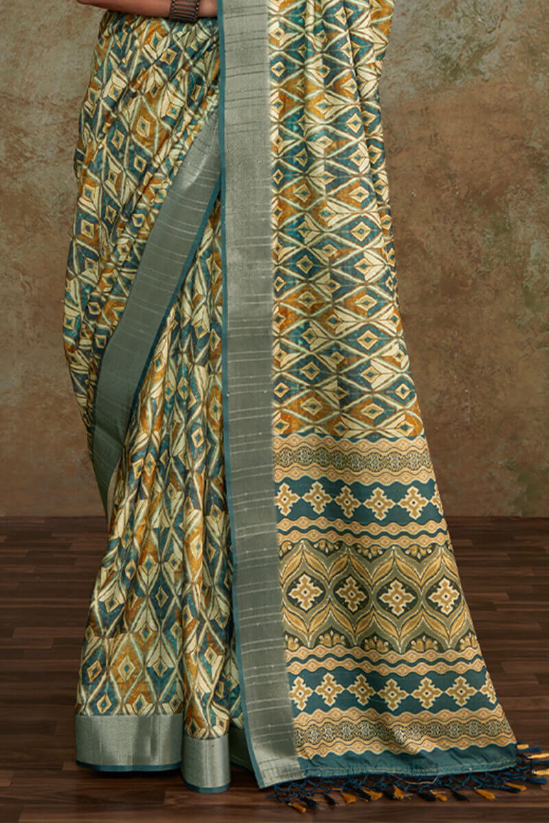 Susurrous Green Digital Printed Soft Silk Saree With Devastating Blouse Piece - Image 4