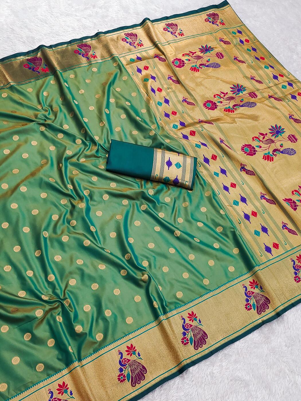 Susurrous Green Paithani Silk Saree With Groovy Blouse Piece