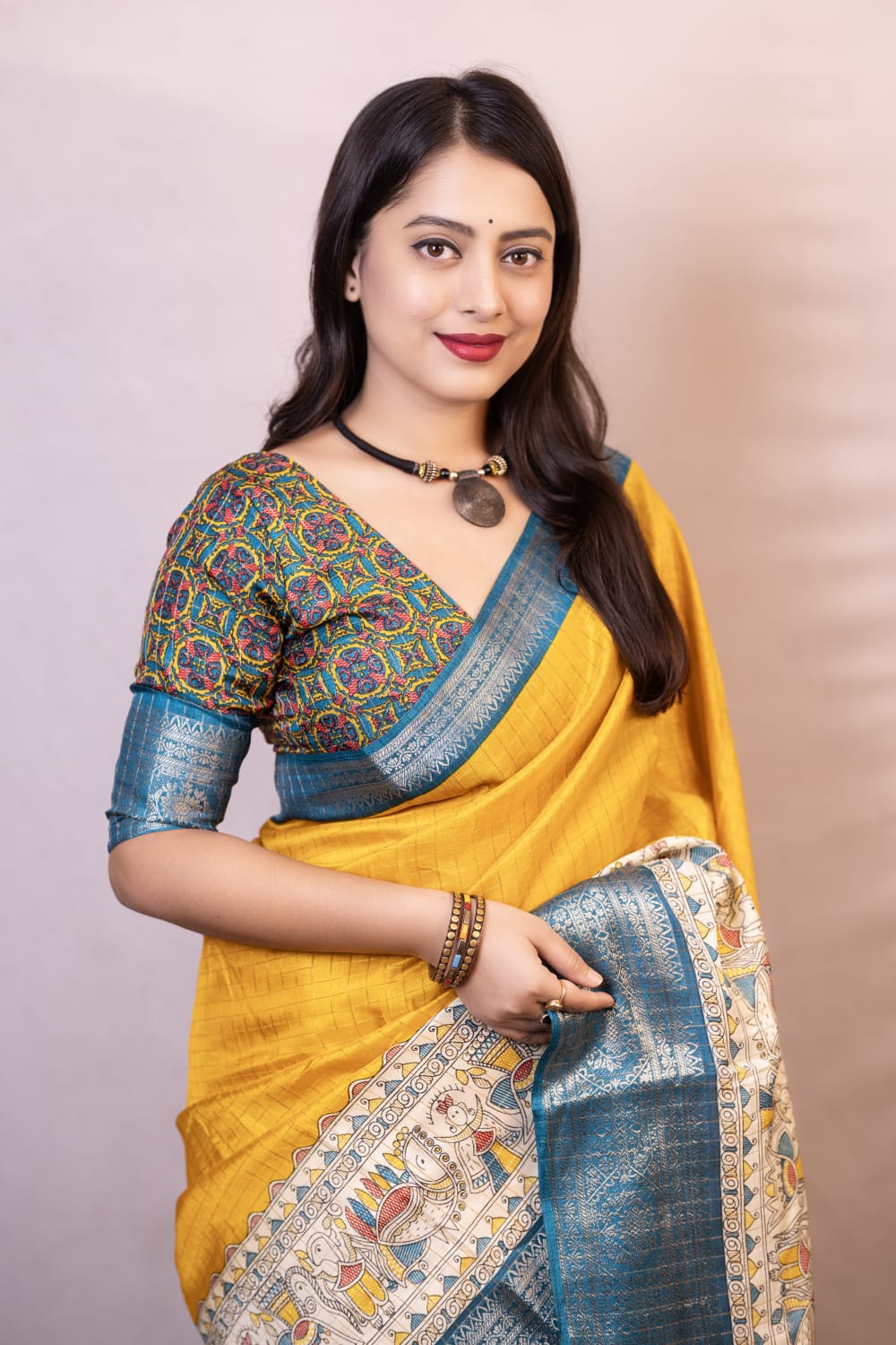 Symmetrical Mustard Digital Printed Dola Silk Saree With Transcendent Blouse Piece - Image 2