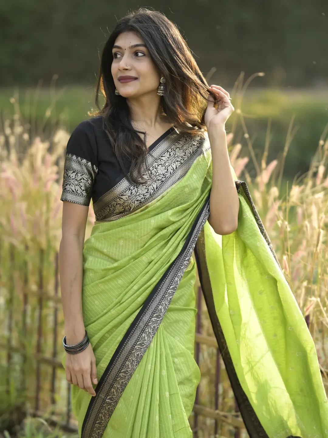 Tantalizing Parrot Soft Silk Saree With Winsome Blouse Piece - Image 2