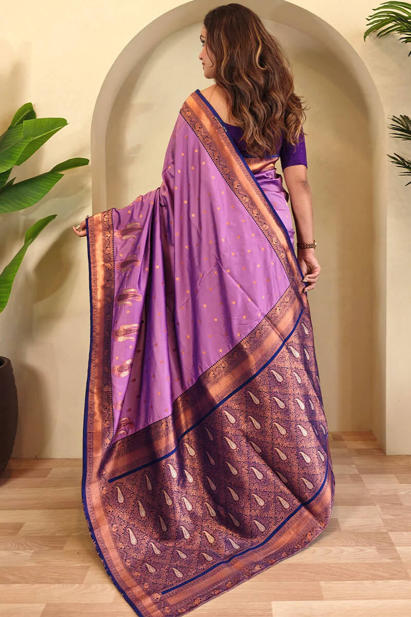 Tempting Lavender Soft Banarasi Silk Saree With Staggering Blouse Piece - Image 4