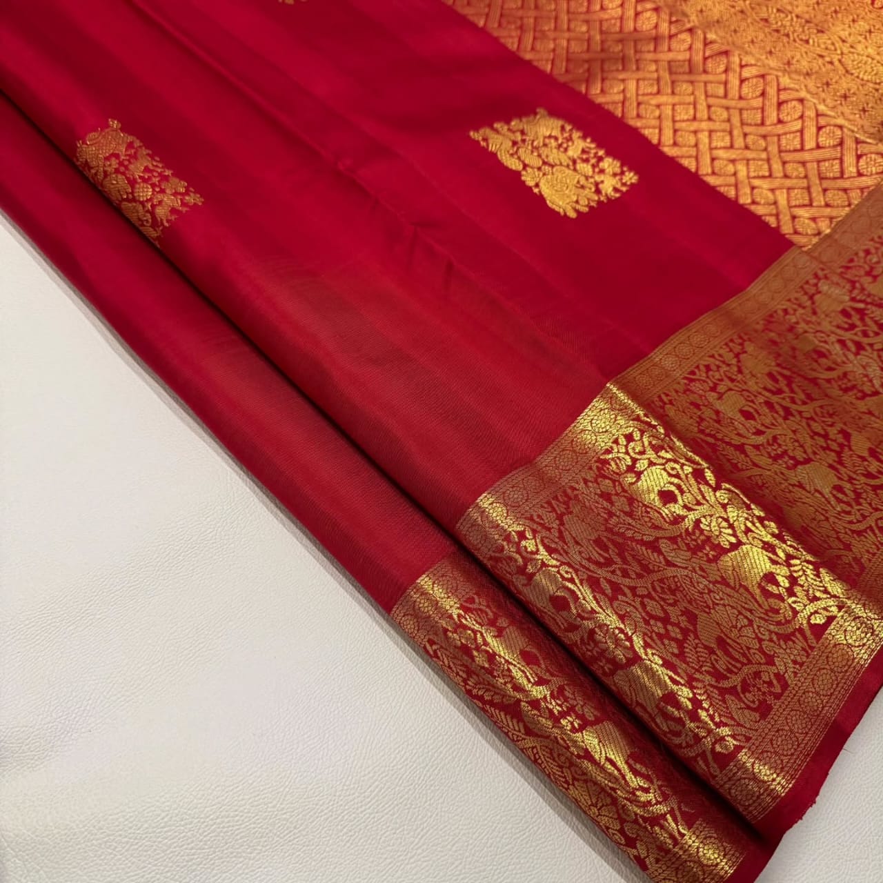 Traditional Red Soft Banarasi Silk Saree With Prominent Blouse Piece - Image 6