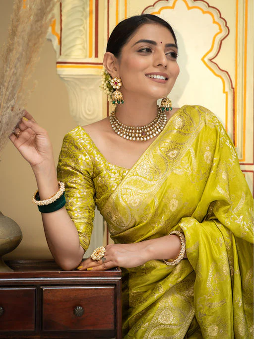 Traditional Yellow Soft Silk Saree With Twirling Blouse Piece - Image 4
