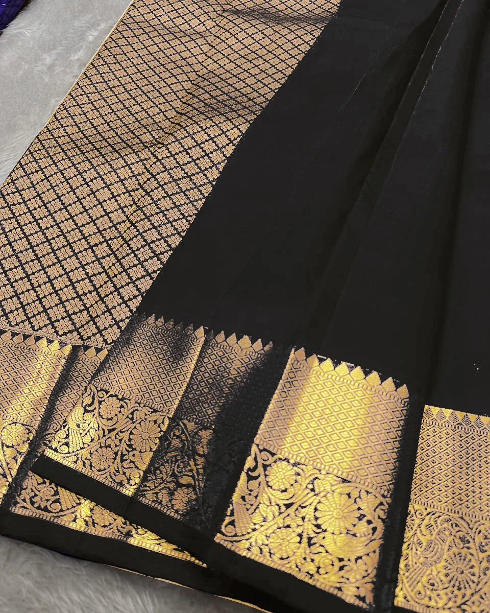Tremendous Black Soft Banarasi Silk Saree With Pleasurable Blouse Piece - Image 5