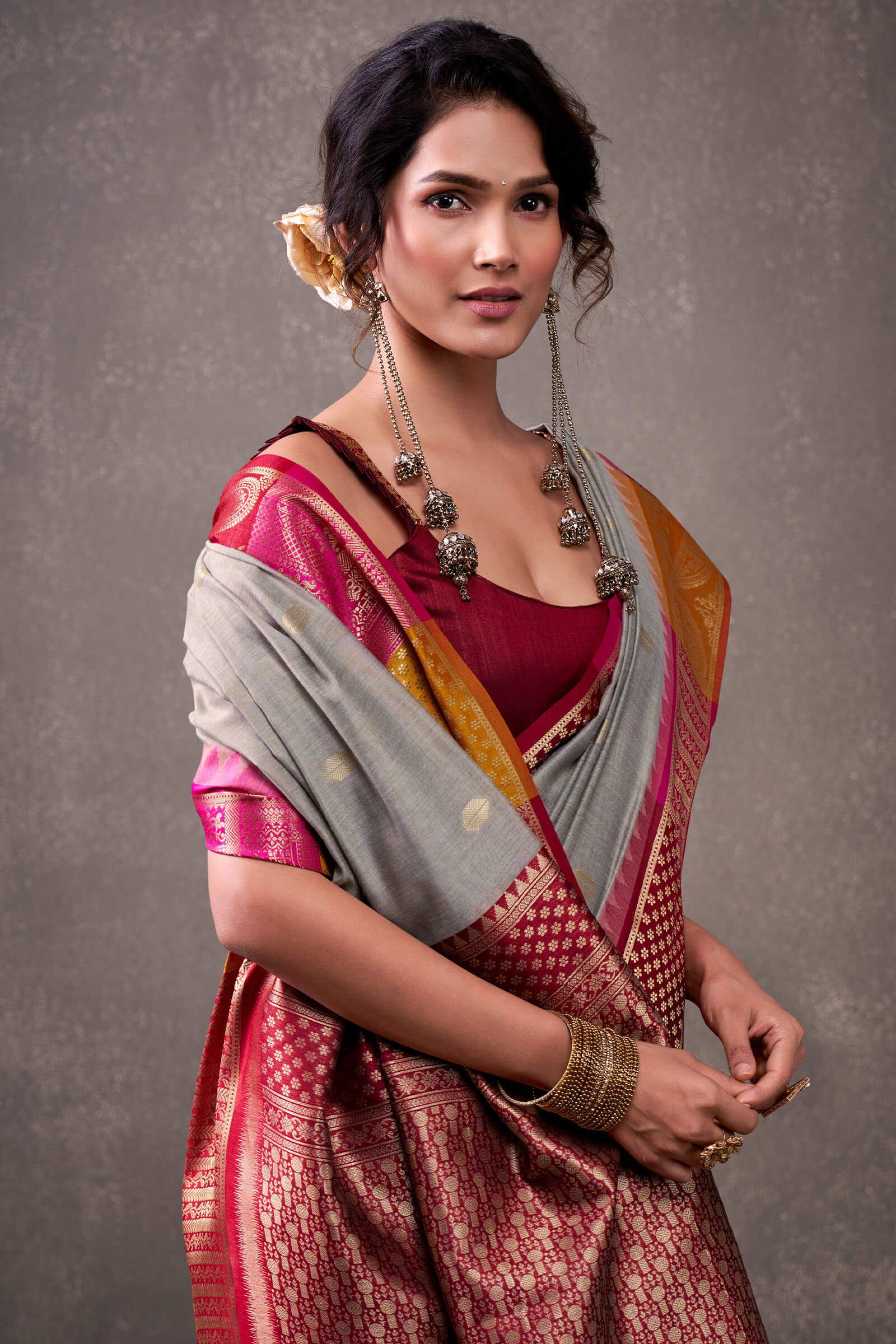 Tremendous Grey Cotton Silk Saree With Zephyr Blouse Piece - Image 2