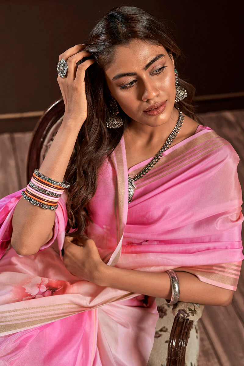 Tremendous Pink Digital Printed Soft Silk Saree With Scrupulous Blouse Piece - Image 2