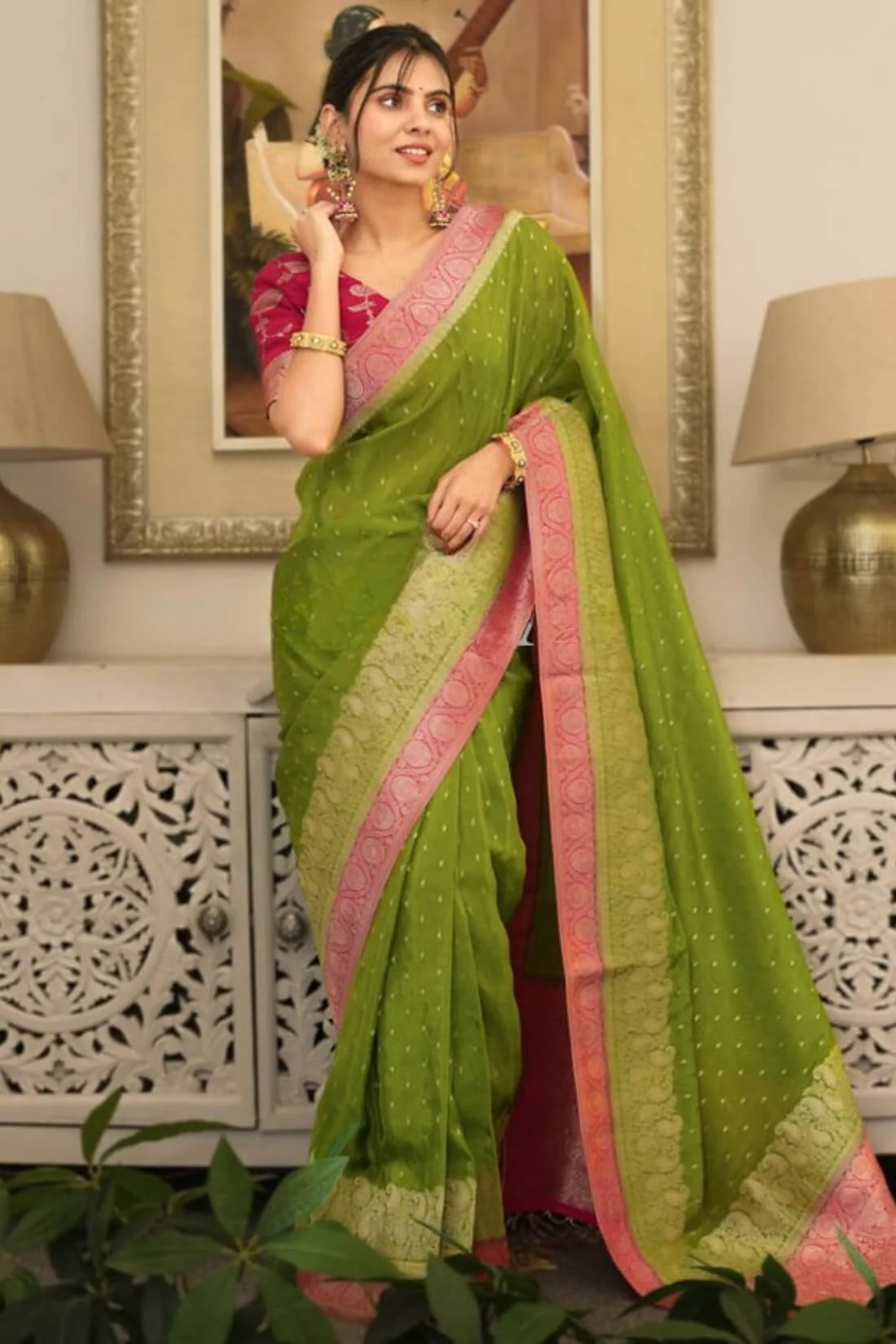 Twirling Green Soft Silk Saree With Vivacious Blouse Piece - Image 3