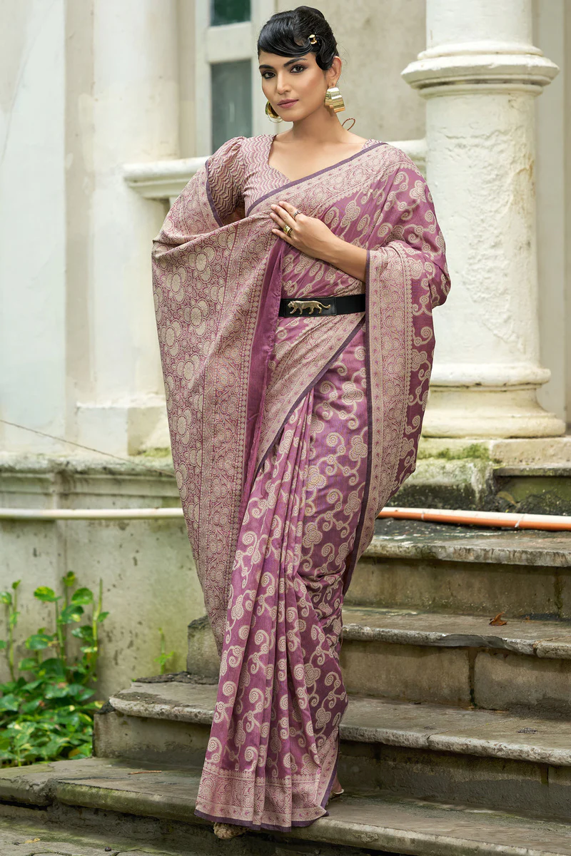 Unequalled Light Purple Lucknowi Silk Saree With Engrossing Blouse Piece - Image 5