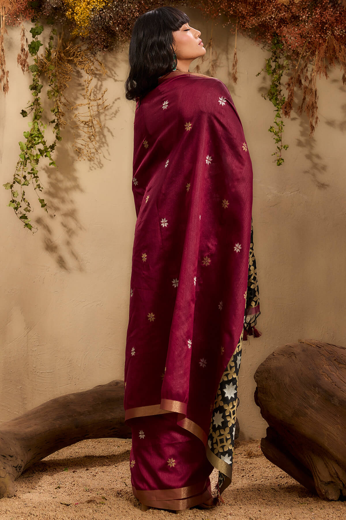 Unequalled Wine Pure Zari Weaving Banarasi Tussar Silk Saree With Quintessential Blouse Piece - Image 5