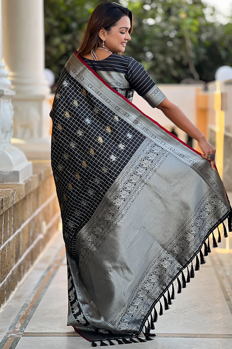 Unique Black Soft Banarasi Silk Saree With Amazing Blouse Piece - Image 5