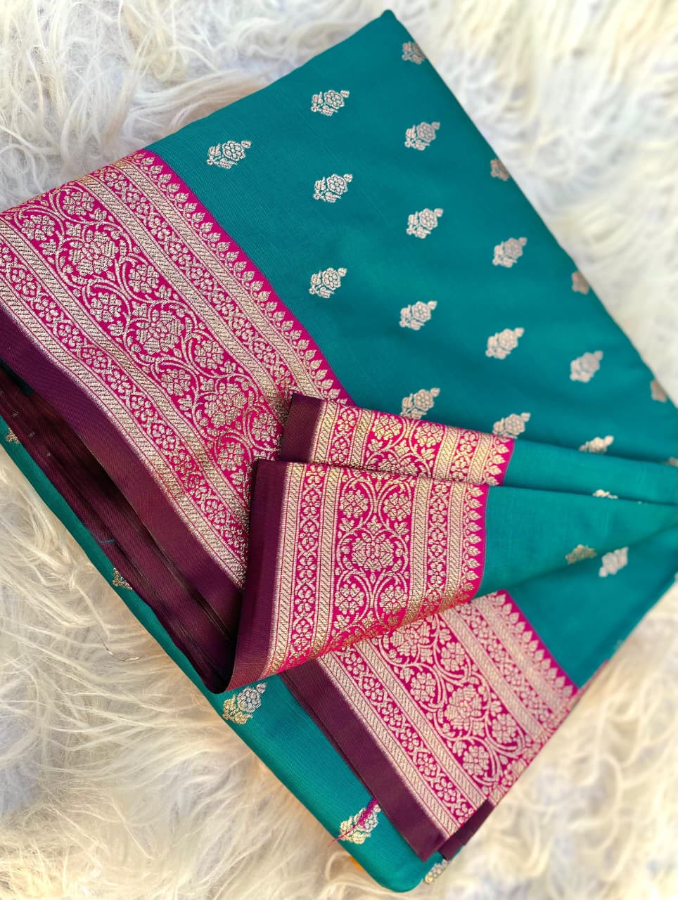 Unique Rama Soft Banarasi Satin Silk Saree With Gratifying Blouse - Image 4