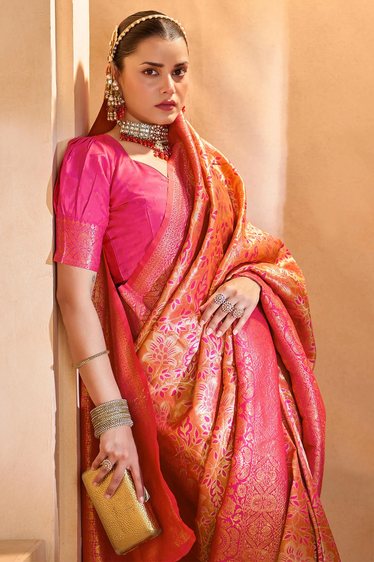 Verdant Dark Pink Kanjivaram Silk Saree With Beautiful Blouse Piece - Image 2