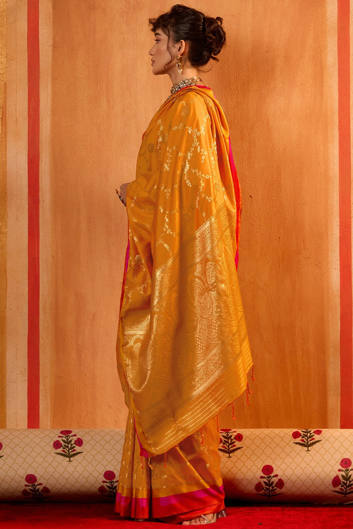 Verdant Mustard Pure Zari Weaving Banarasi Silk Saree With Evocative Blouse Piece - Image 5