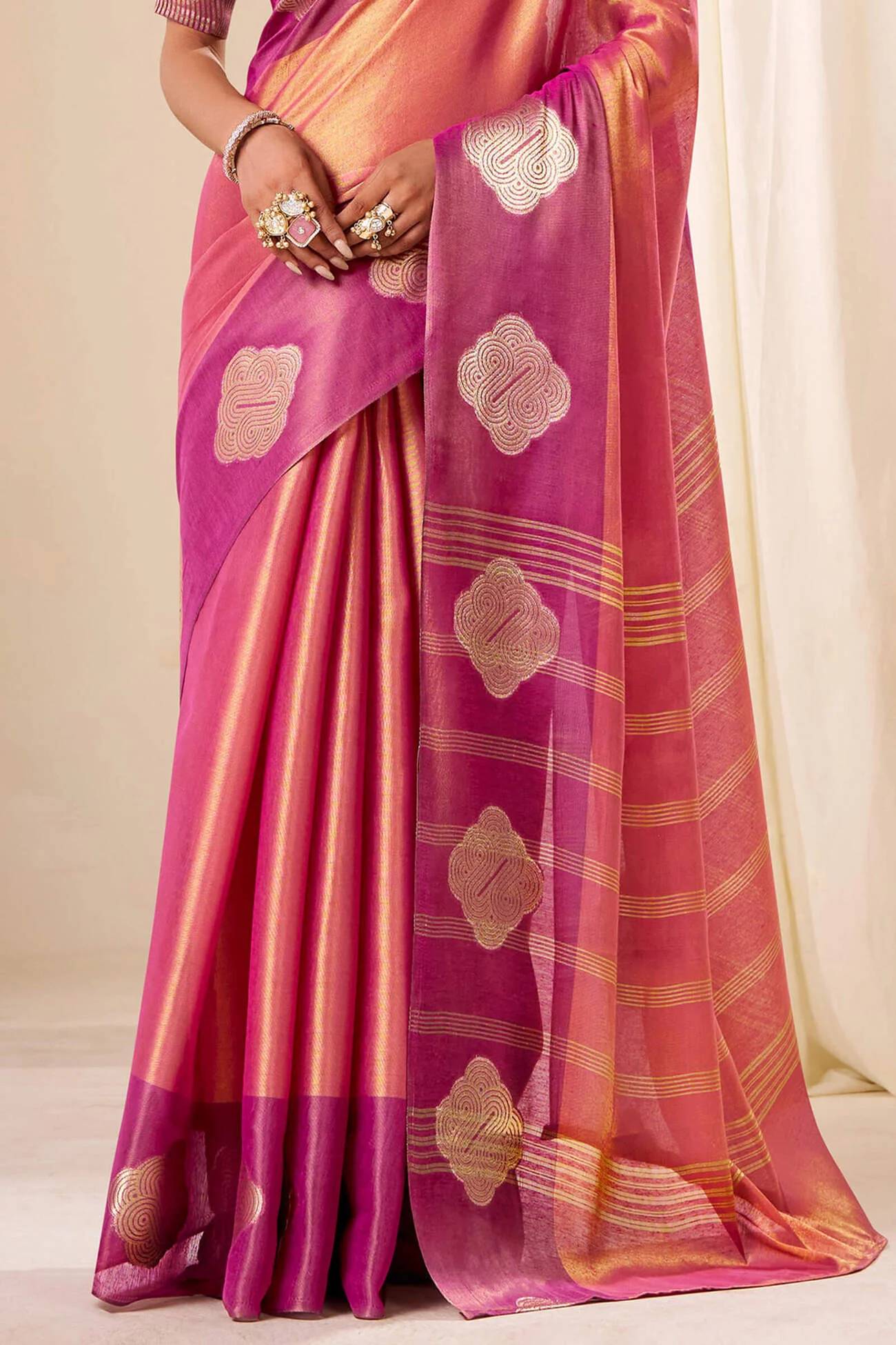 Vestigial Pink Pure Zari Weaving Banarasi Tissue Silk Saree With Enamoring Blouse Piece - Image 4