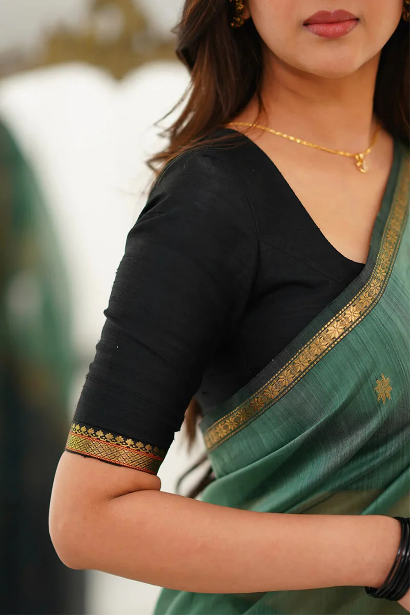 Vibrant Sea Green Cotton Silk Saree With Inimitable Blouse Piece - Image 5