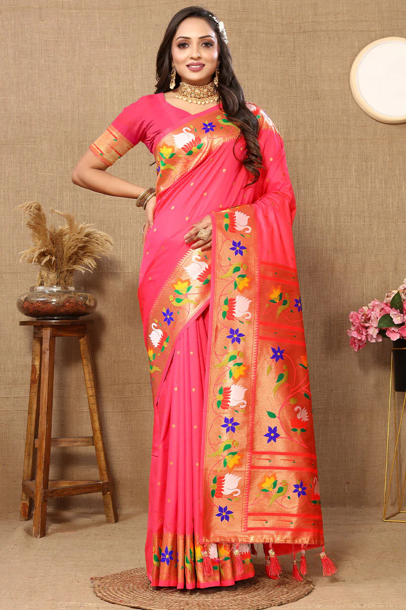 Winsome Pink Paithani Silk Saree With Piquant Blouse Piece - Image 3