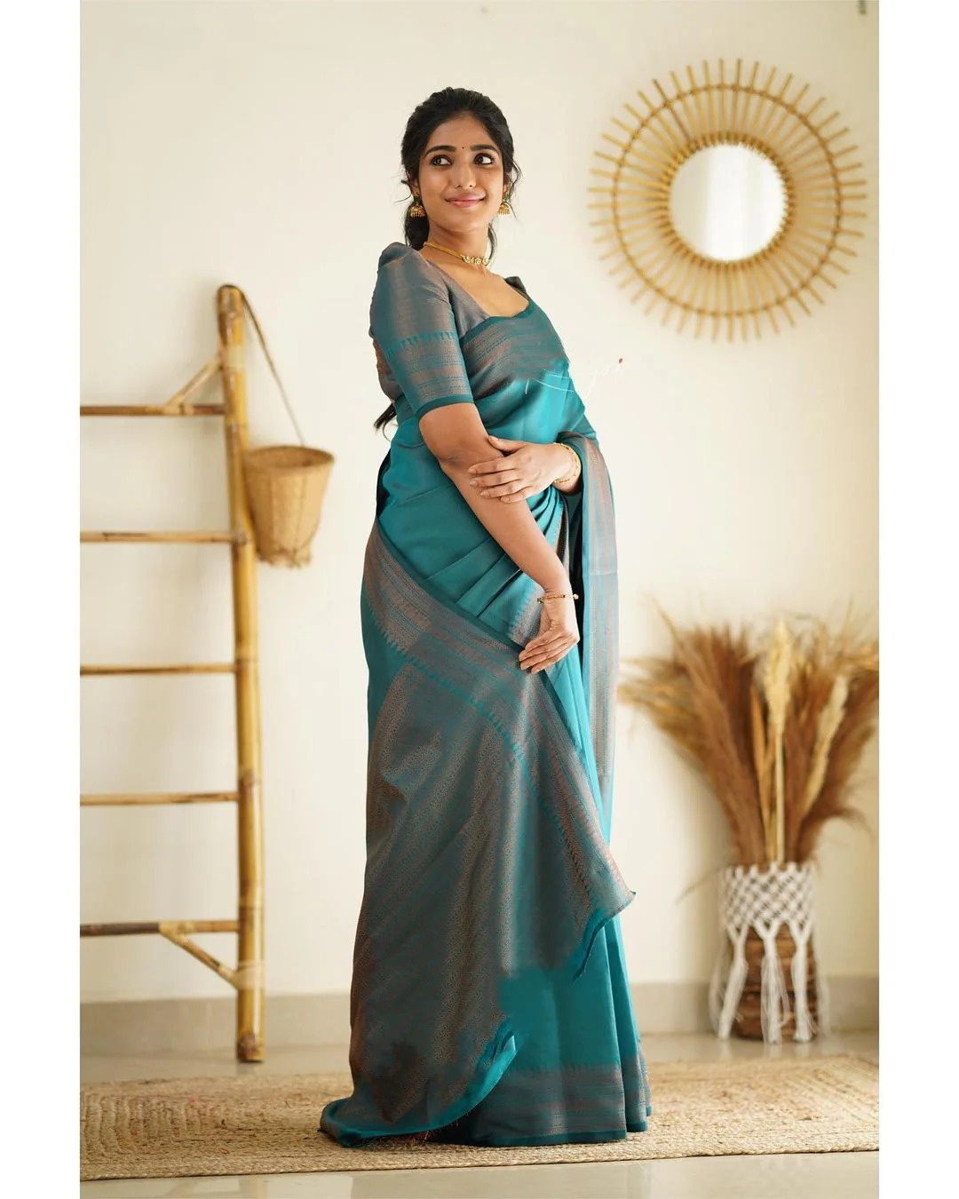Woebegone Rama Soft Silk Saree With Fragrant Blouse Piece - Image 3