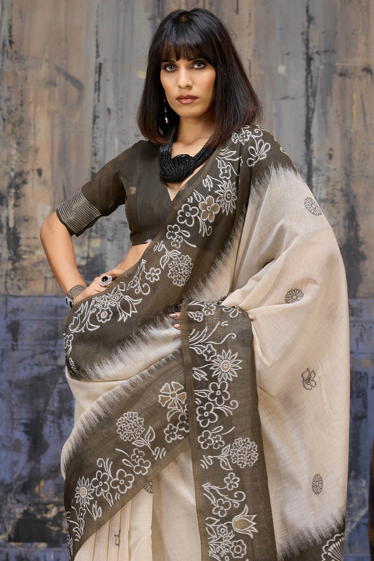 Wonderful Beige and Black Pure Munga Cotton Saree With Devastating Blouse Piece - Image 2